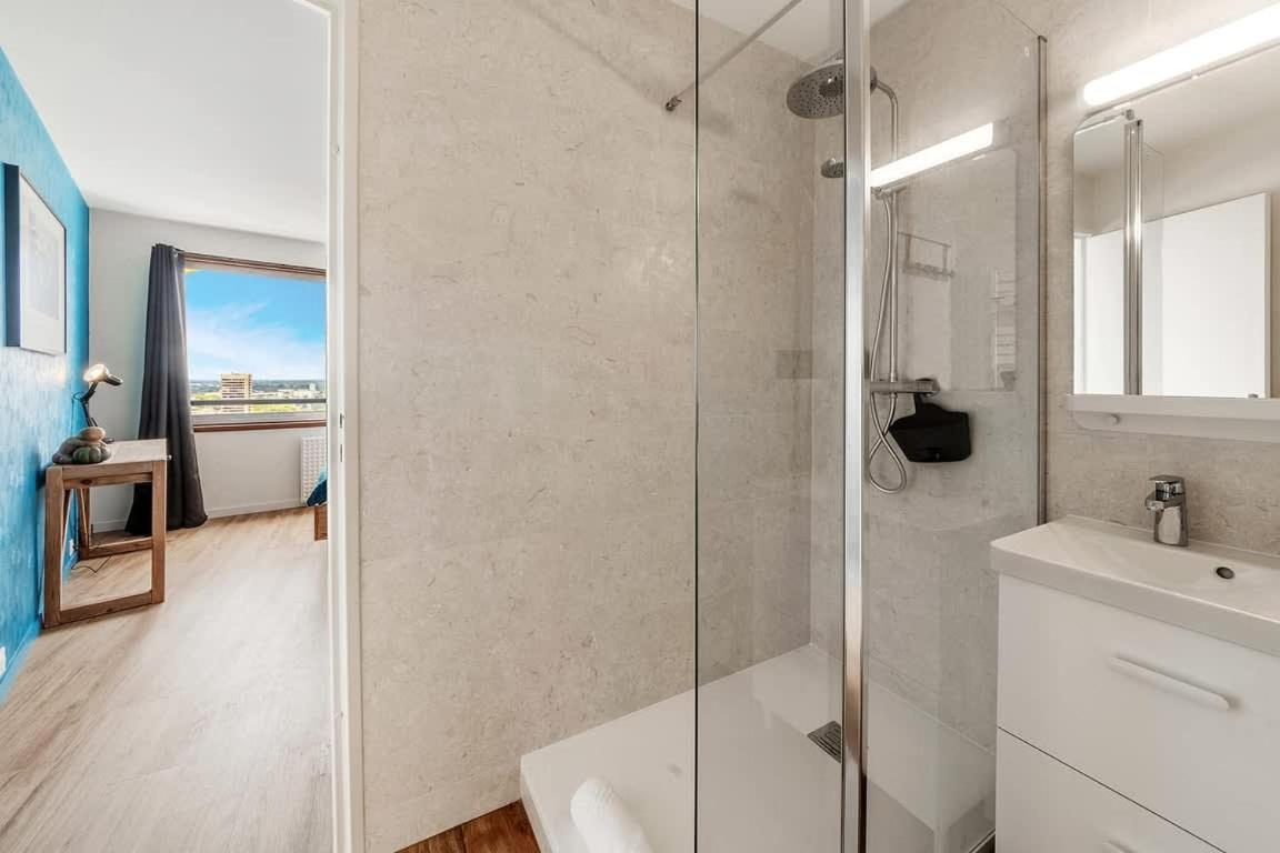 Bellevue, Appartement T2, Terrasse & Parking Rennes Exteriér fotografie